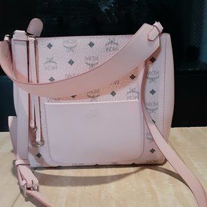 Medium Aren VI Leather Hobo Bag